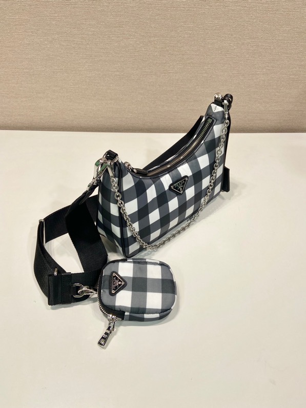 Pra*a hobo bags